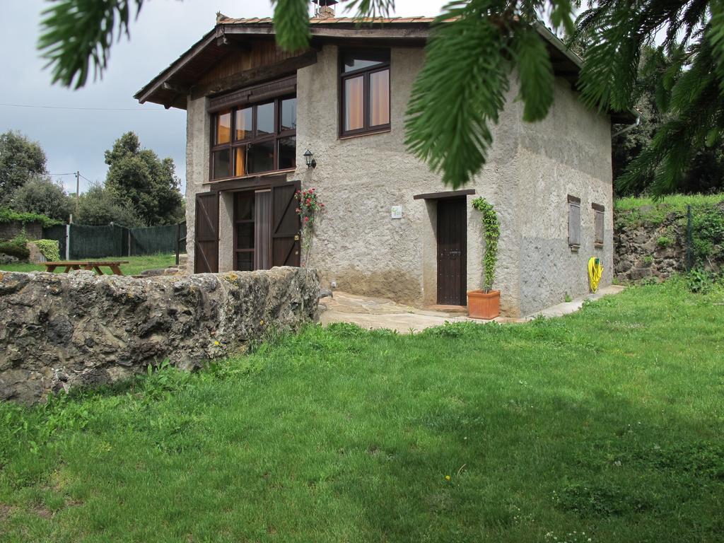 Can Janot Villa Olot Luaran gambar